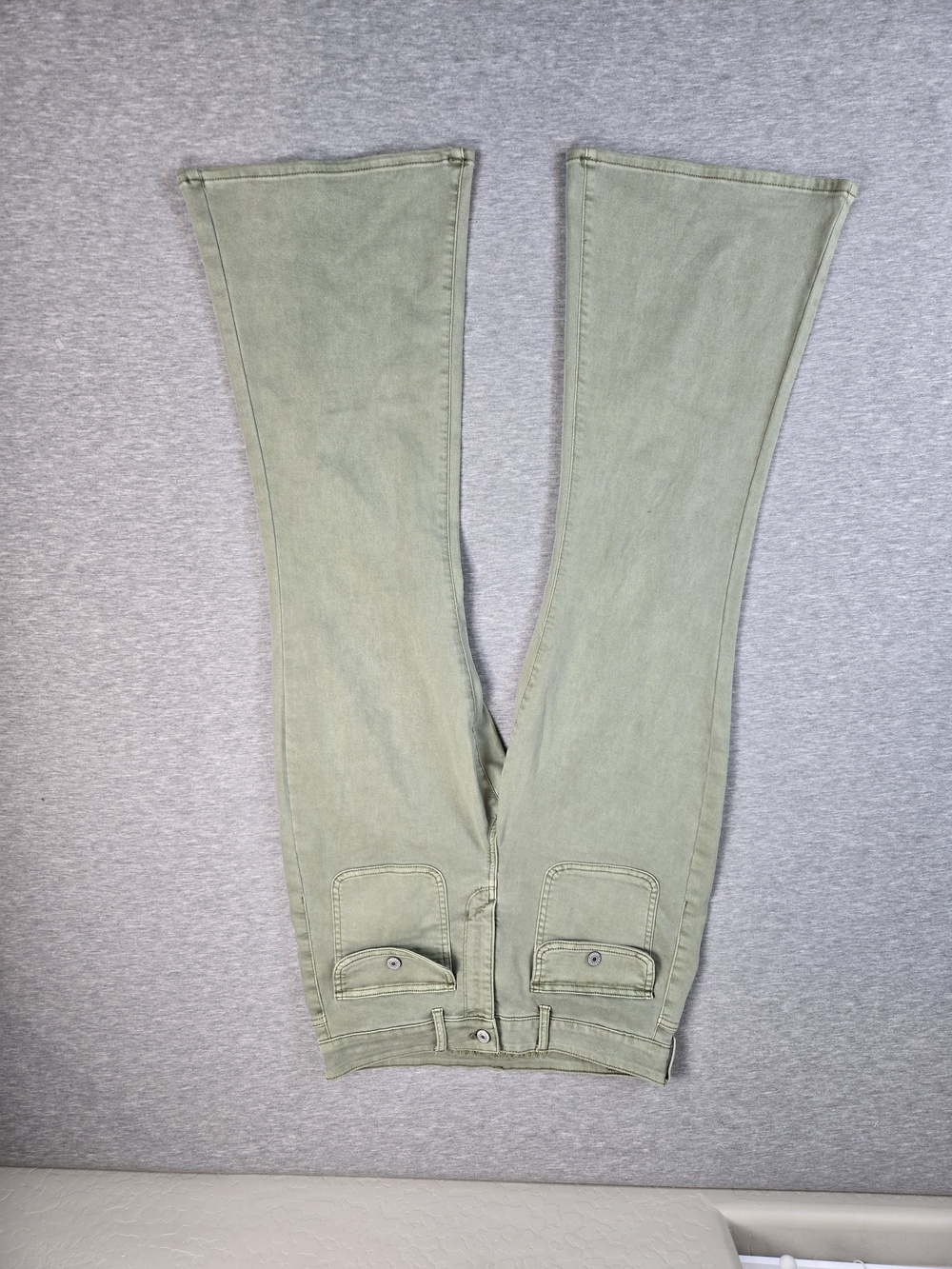 American Eagle Flare Jeans Womens 12 Short Stretch Utility Pocket Retro Y2K Deni